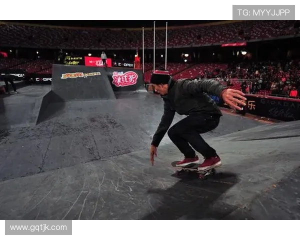 重庆极限运动队与杭州极限运动队耐力对决赛后分析与反思